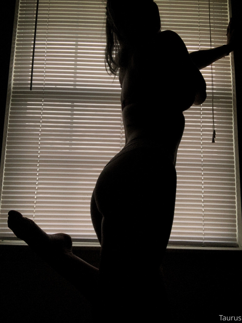 Photo by tastytaurustoes published on October 15,2023 19:46:14 - BestThots