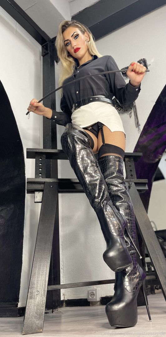 Photo by mistressiside published on June 7,2023 04:25:58 - BestThots