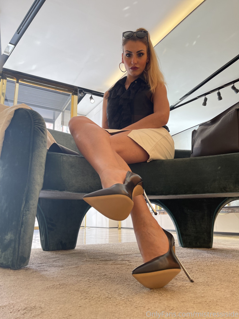 Photo by mistressiside published on June 7,2023 04:26:02 - BestThots