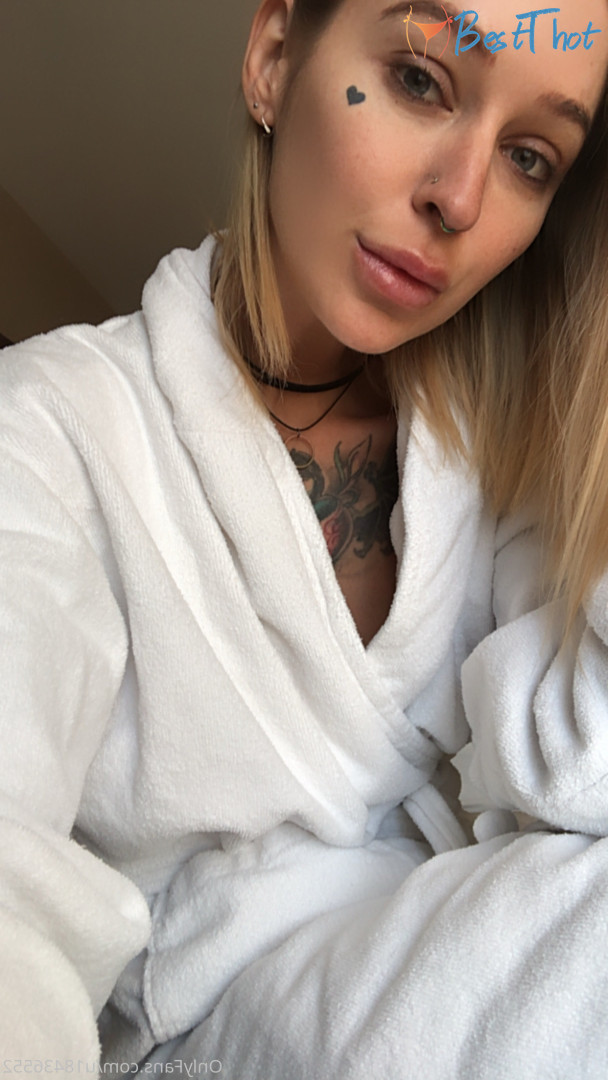 Photo by kleioxxx published on December 15,2024 14:04:16 - BestThots