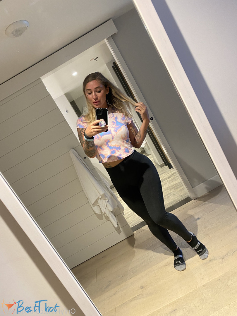 Photo by kleioxxx published on December 15,2024 14:05:13 - BestThots