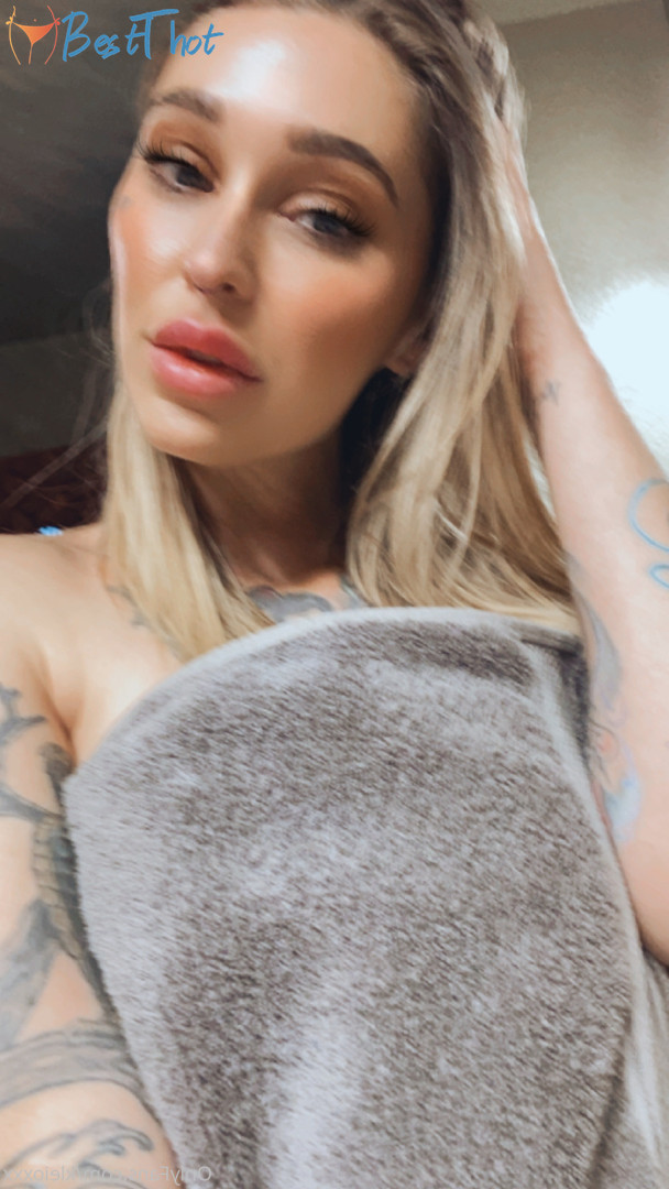 Photo by kleioxxx published on December 15,2024 16:04:22 - BestThots