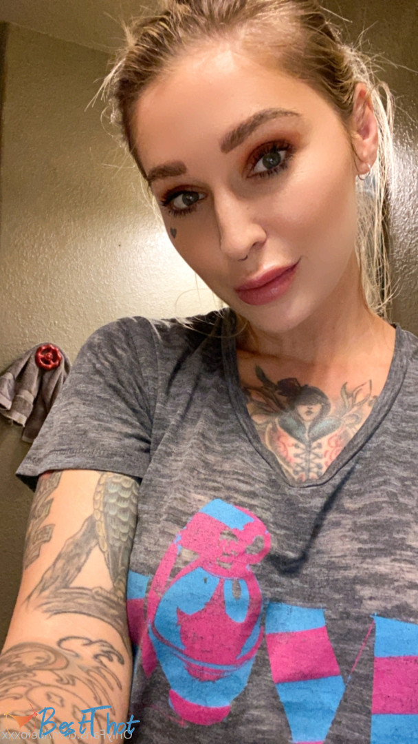 Photo by kleioxxx published on December 15,2024 16:04:34 - BestThots