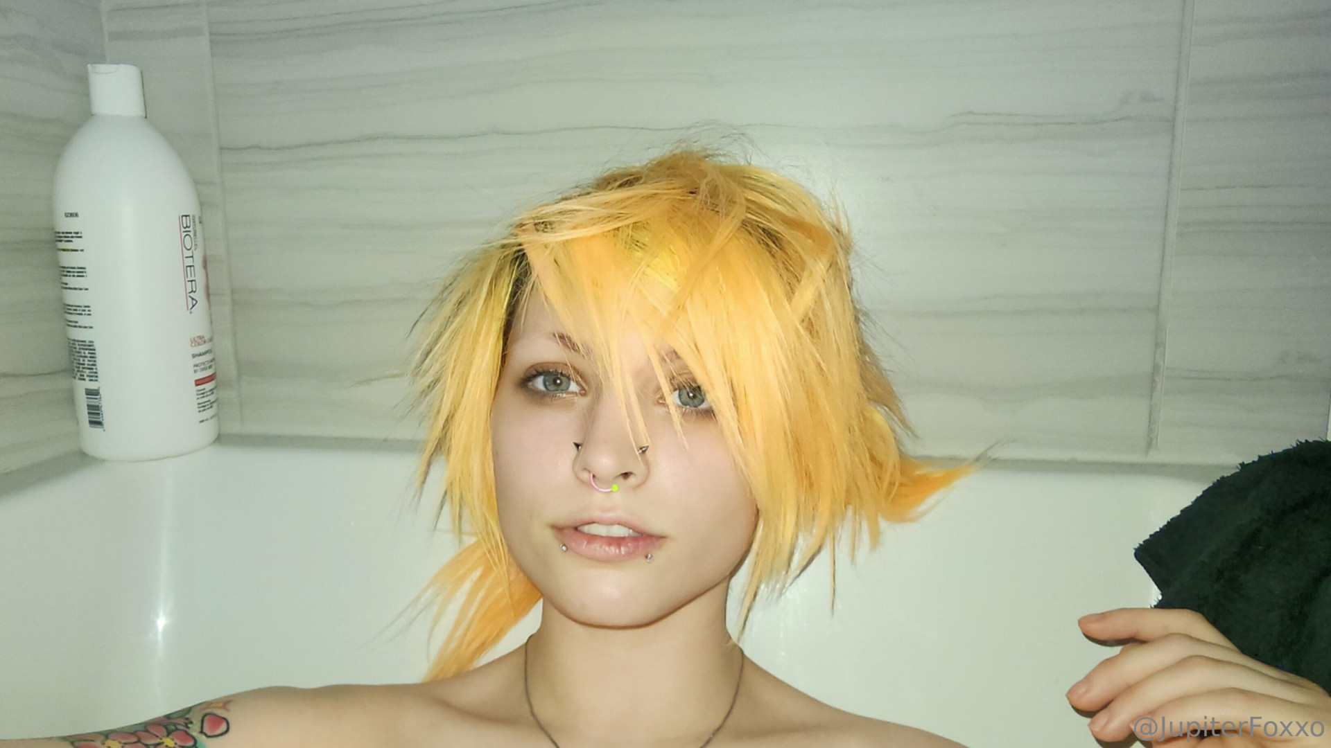 Photo by jupiterfoxxo published on October 15,2023 03:32:45 - BestThots