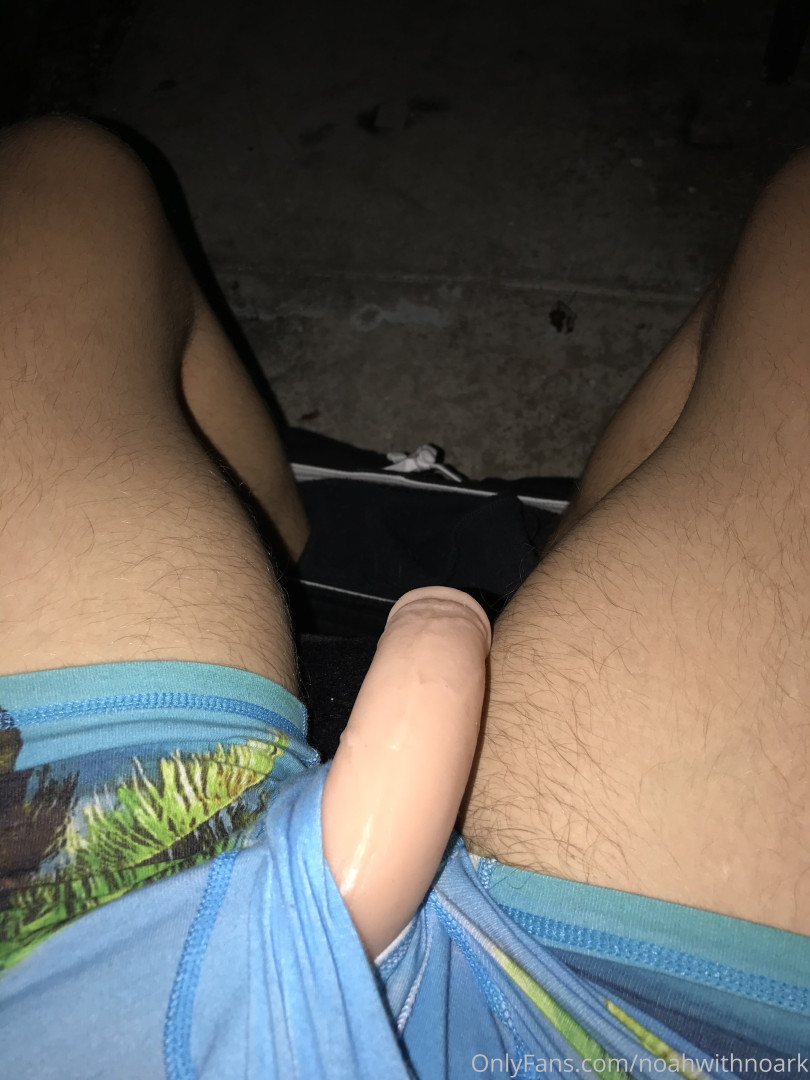 Photo by noahwithnoark published on May 20,2023 01:15:40 - BestThots