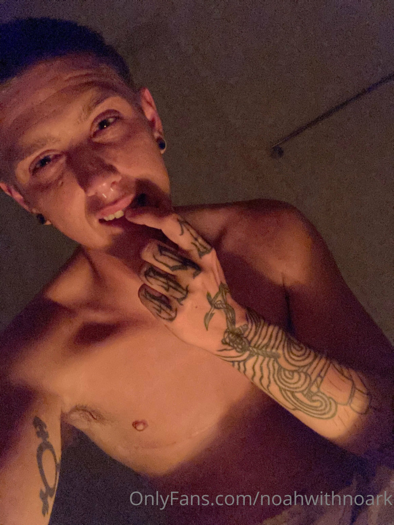 Photo by noahwithnoark published on May 20,2023 01:16:24 - BestThots