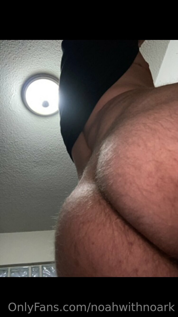 Photo by noahwithnoark published on May 20,2023 01:16:40 - BestThots