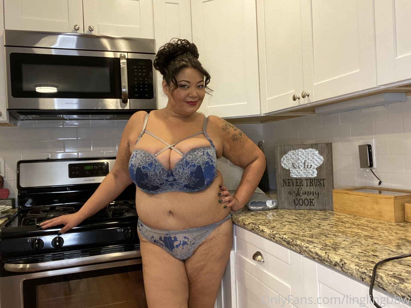 Photo by linglingbbw published on June 26,2023 18:16:45 - BestThots