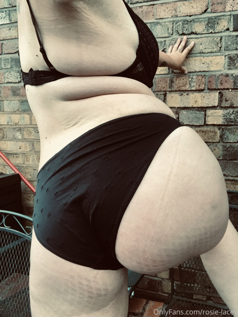 Photo by rosielacey2020 published on June 5,2023 20:21:16 - BestThots