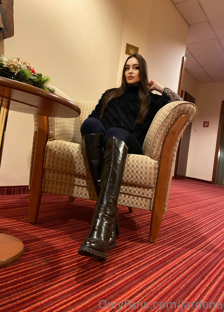 Photo by jardena published on October 16,2023 16:06:25 - BestThots