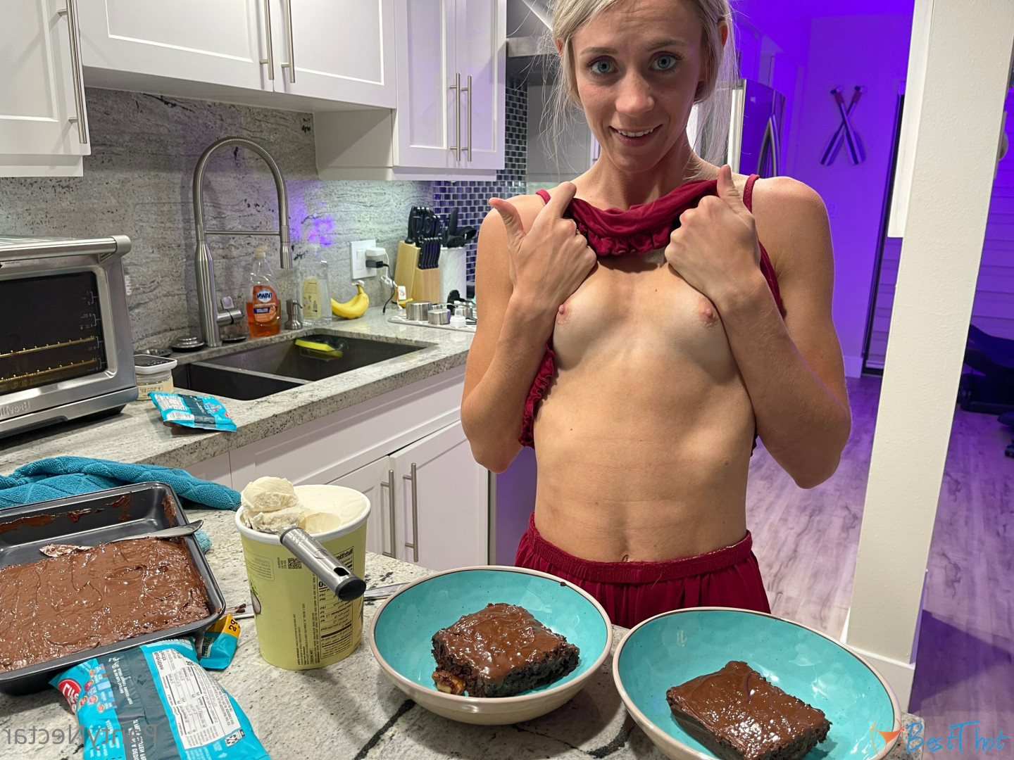 Photo by pantynectar published on December 14,2024 07:04:58 - BestThots