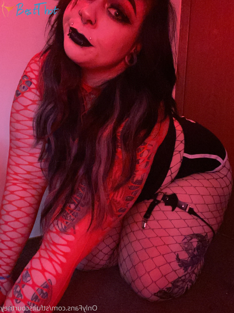 Photo by stfuitscourtney published on December 26,2024 22:13:28 - BestThots