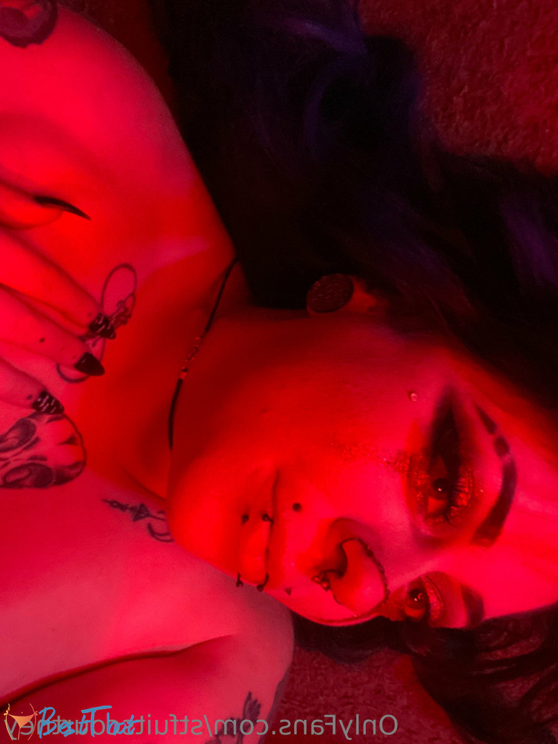 stfuitscourtney #9554329