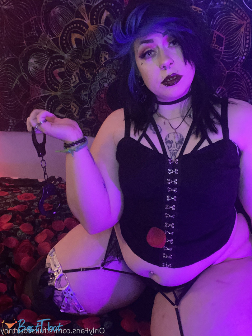Photo by stfuitscourtney published on December 26,2024 22:14:43 - BestThots