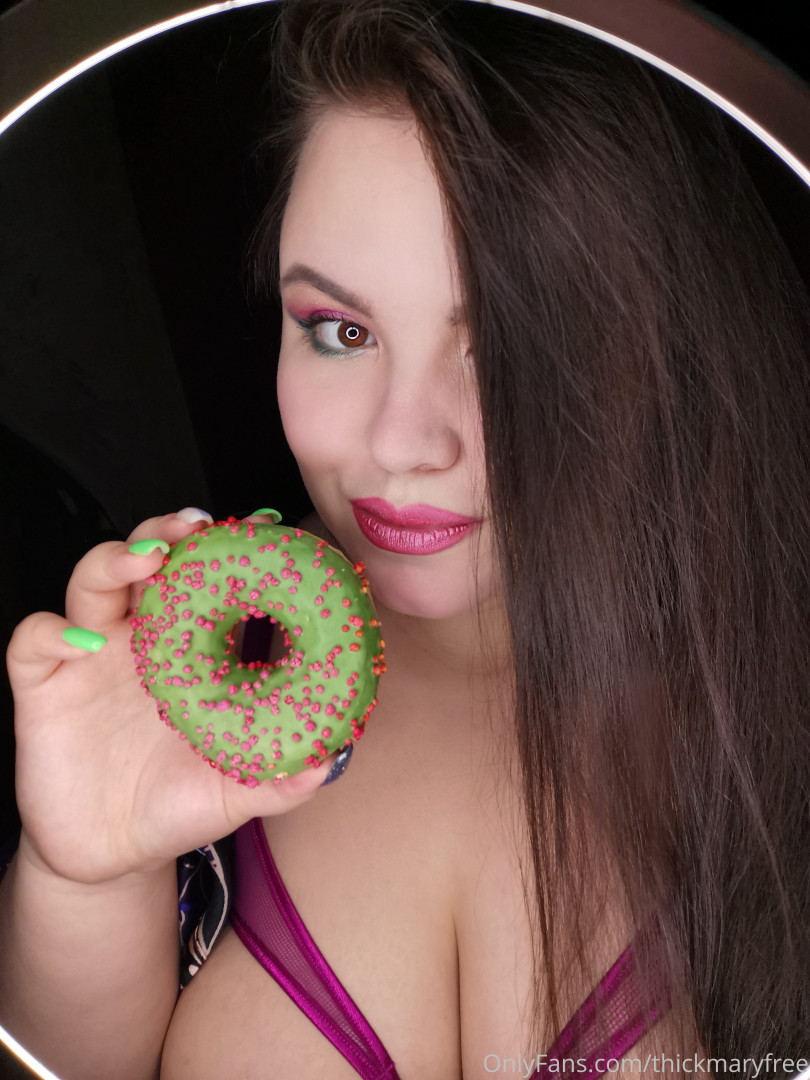 Photo by thickmaryfree published on July 2,2023 03:42:20 - BestThots