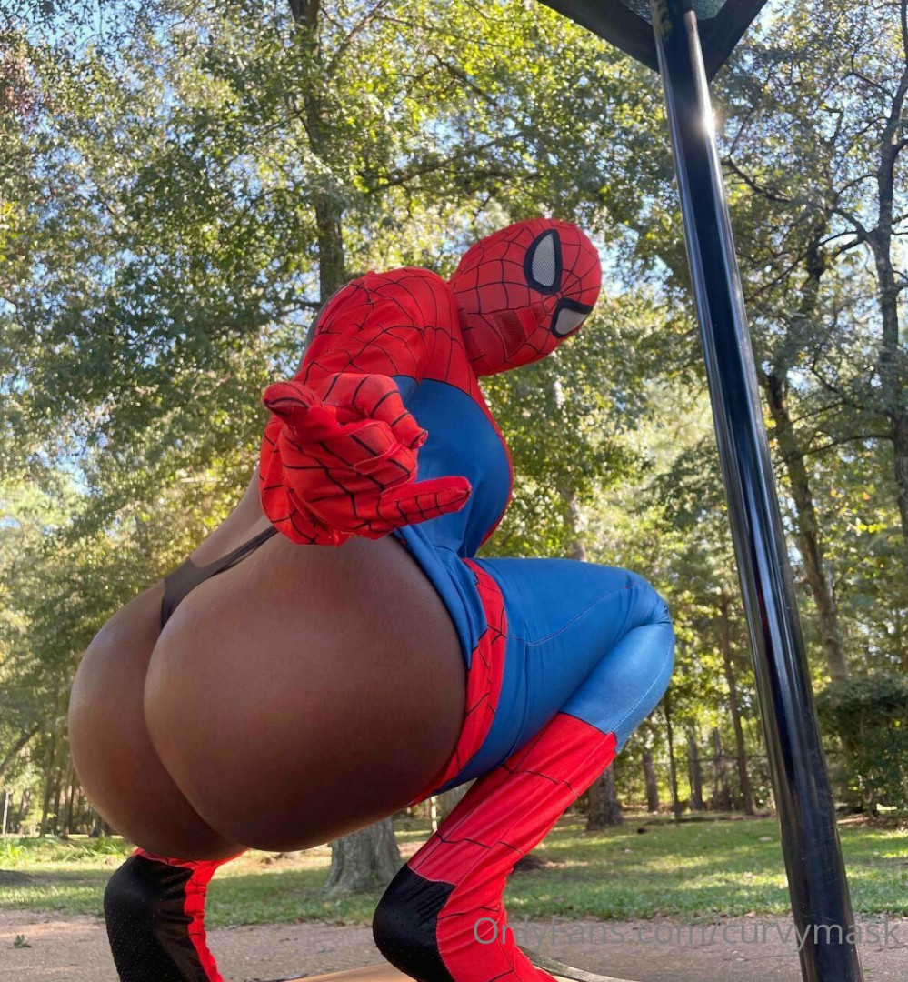 Photo by curvymask published on July 15,2023 11:57:38 - BestThots