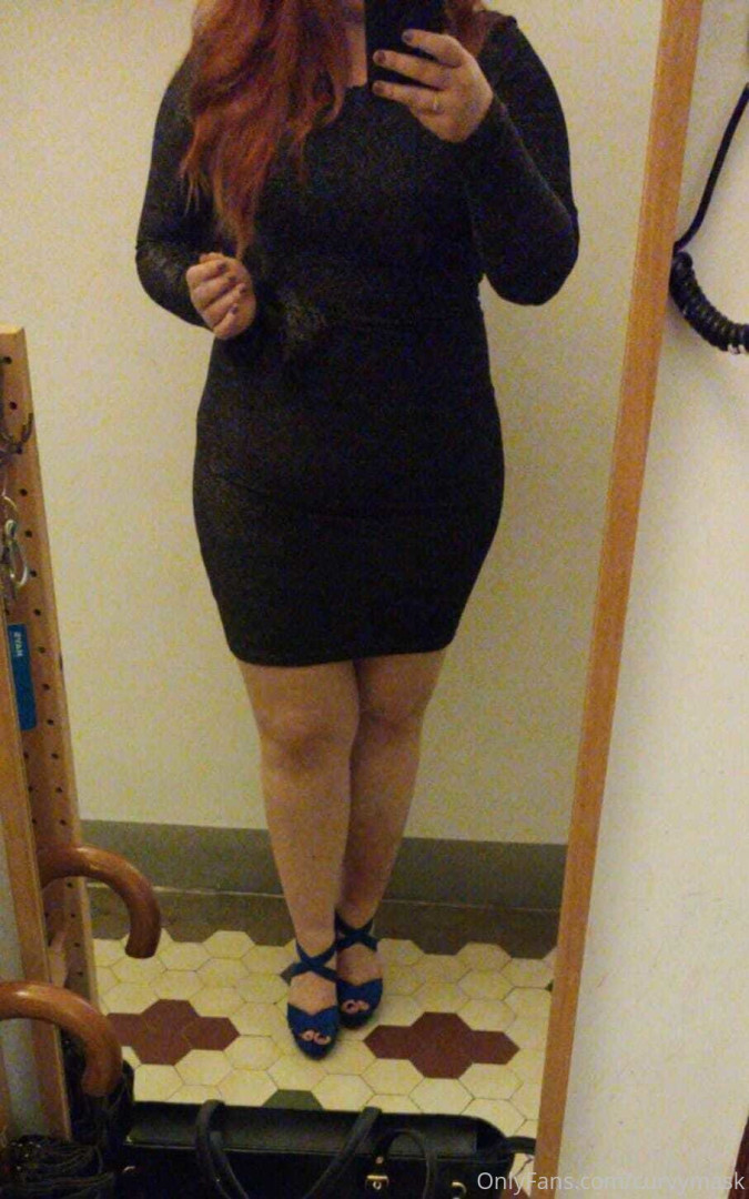 Photo by curvymask published on October 17,2023 00:37:21 - BestThots