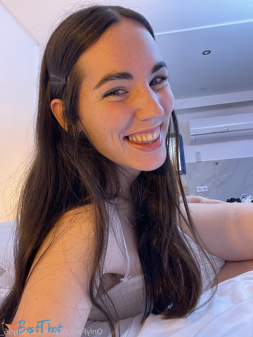 Photo by moonbaby96_ published on December 10,2024 13:17:58 - BestThots