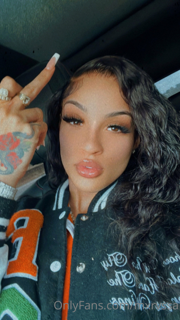 Photo by mxrvssa published on July 6,2023 16:10:06 - BestThots