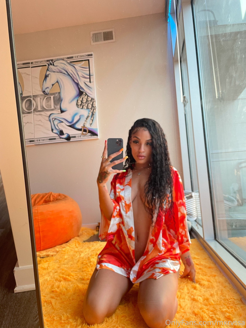 Photo by mxrvssa published on July 6,2023 16:10:22 - BestThots