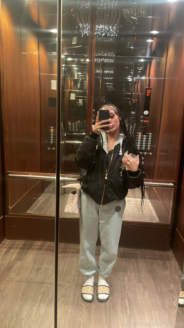 Photo by mxrvssa published on July 6,2023 16:12:42 - BestThots