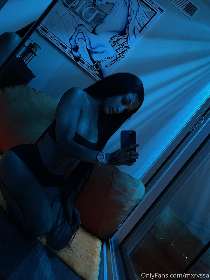 Photo by mxrvssa published on July 6,2023 16:15:30 - BestThots