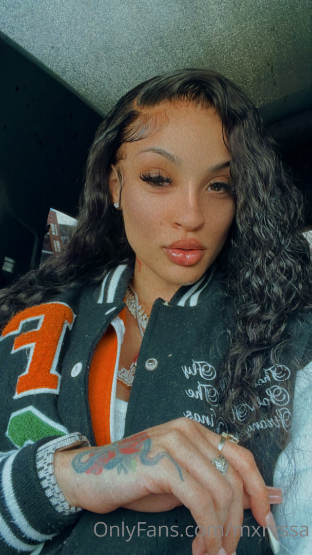 Photo by mxrvssa published on July 6,2023 16:15:52 - BestThots