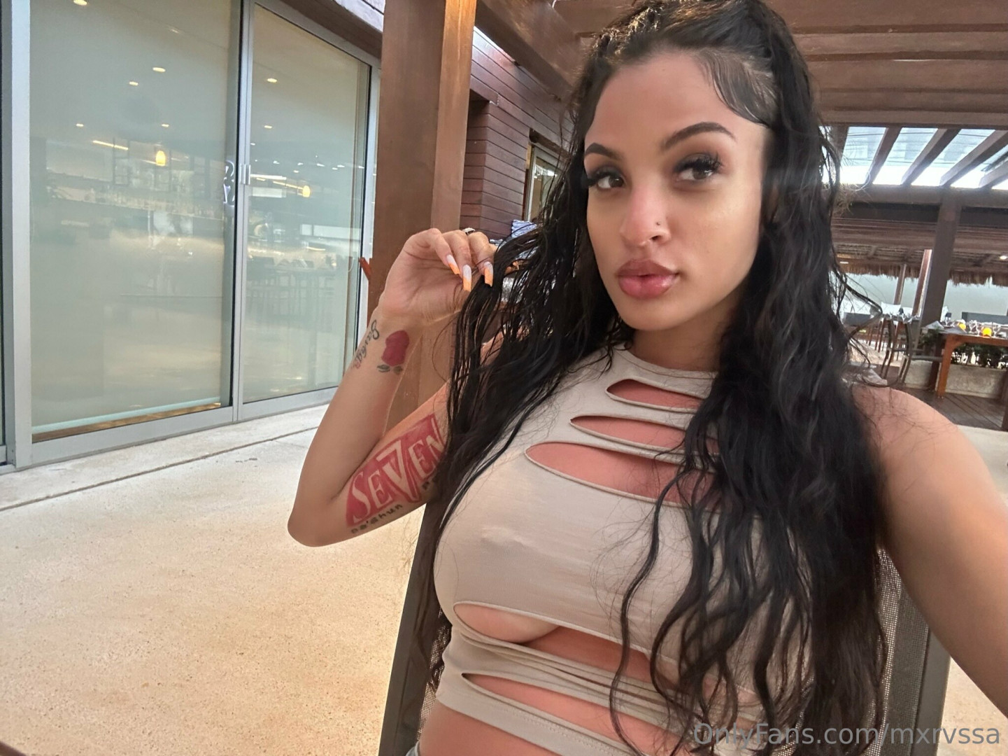 Photo by mxrvssa published on July 6,2023 16:16:28 - BestThots