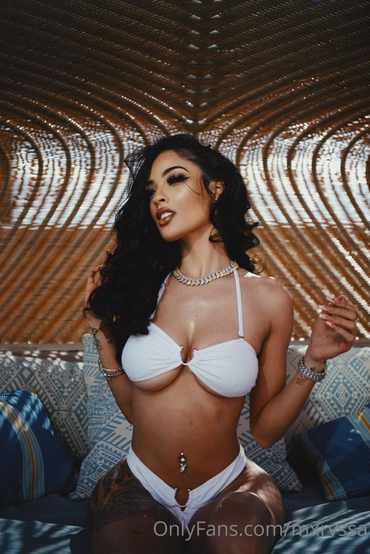 Photo by mxrvssa published on July 6,2023 16:18:47 - BestThots