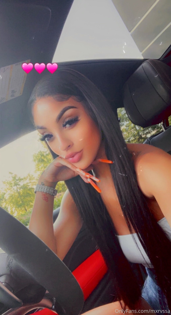 Photo by mxrvssa published on July 6,2023 16:18:54 - BestThots