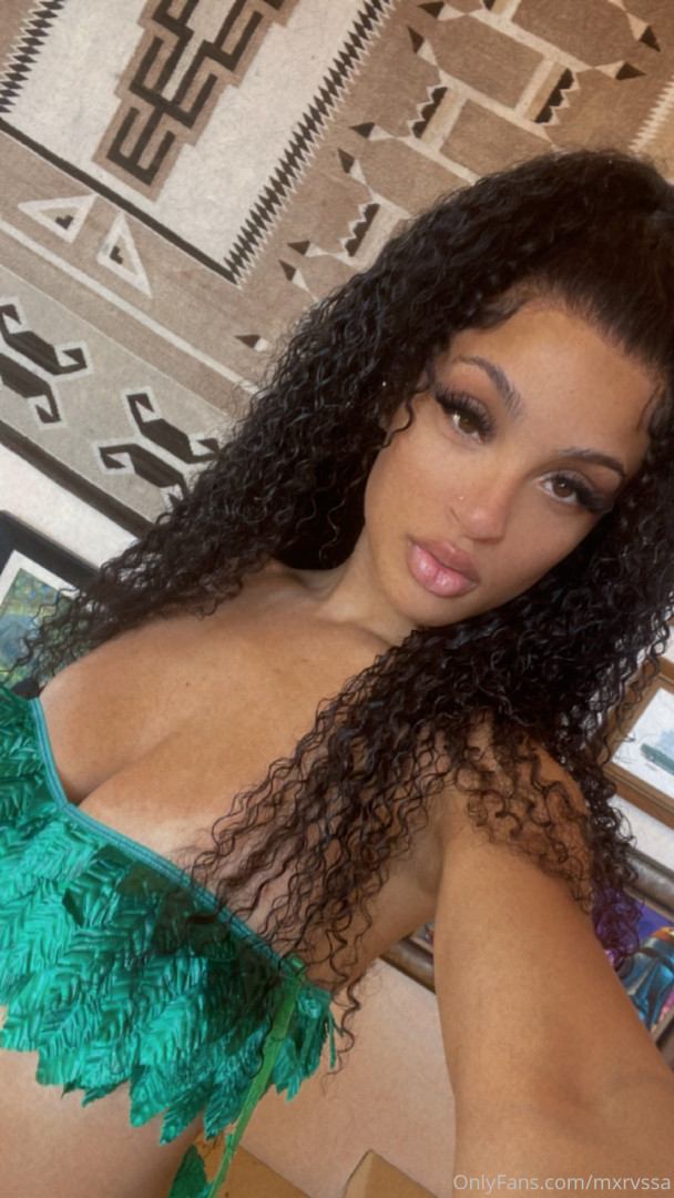 Photo by mxrvssa published on July 6,2023 16:21:34 - BestThots
