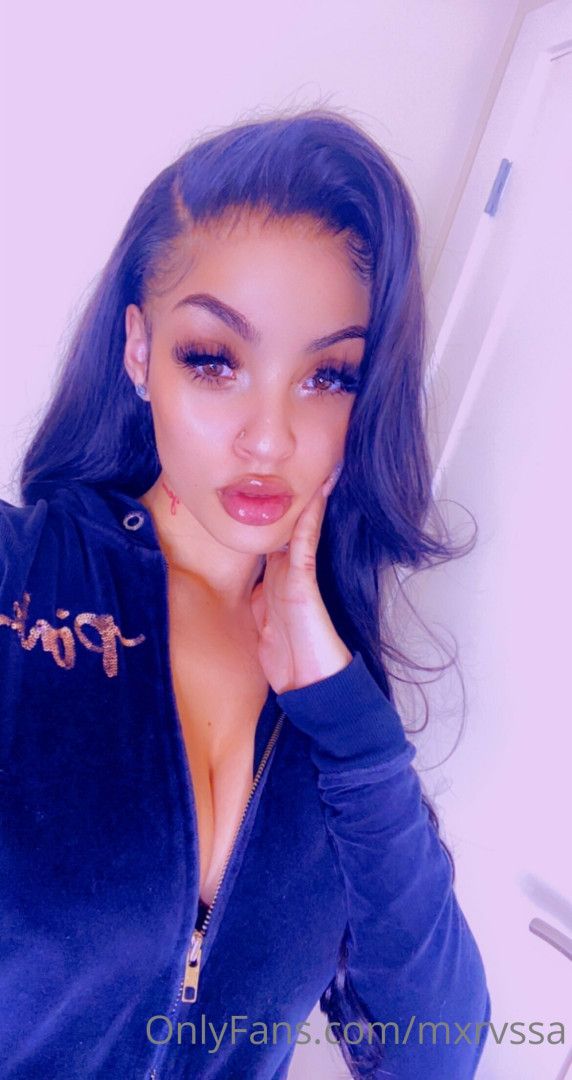 Photo by mxrvssa published on July 6,2023 16:21:44 - BestThots