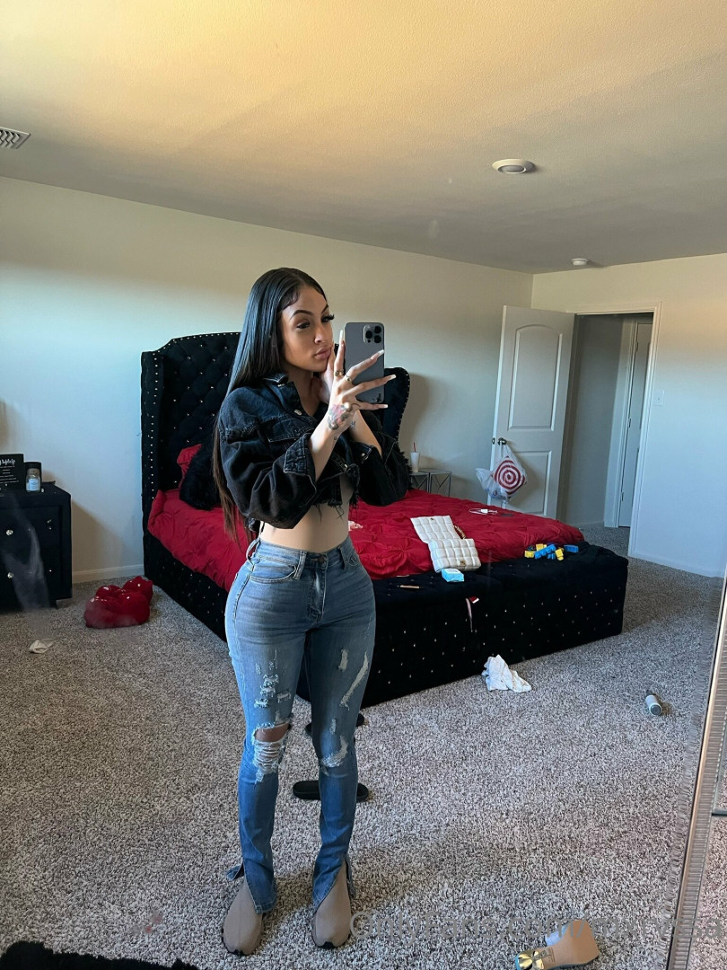 Photo by mxrvssa published on July 6,2023 16:22:14 - BestThots
