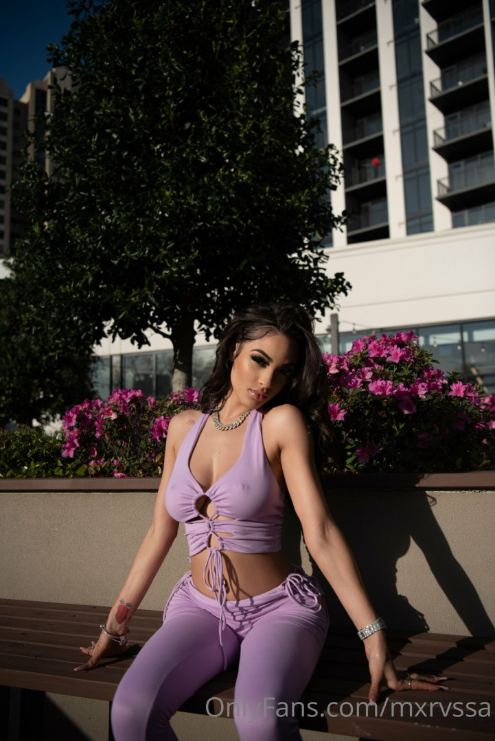 Photo by mxrvssa published on July 6,2023 16:22:27 - BestThots