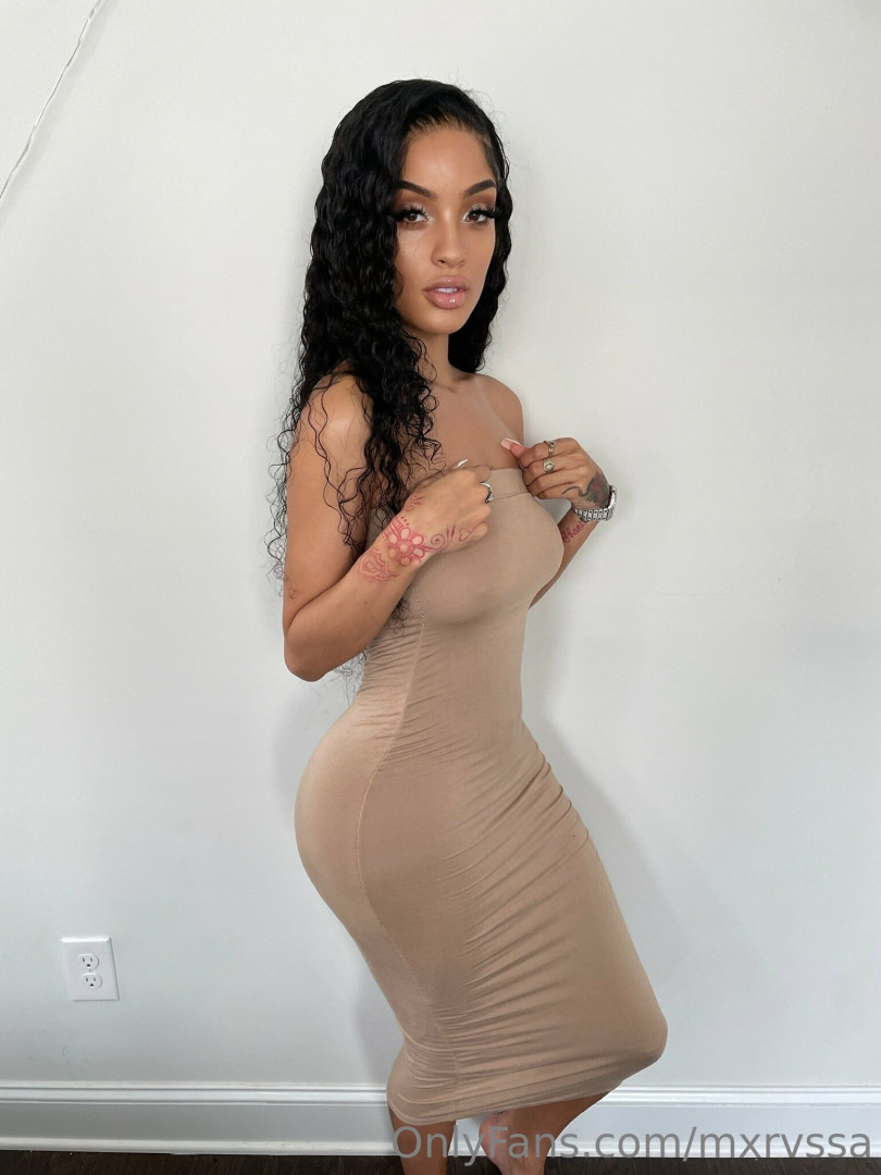 Photo by mxrvssa published on July 6,2023 16:23:37 - BestThots