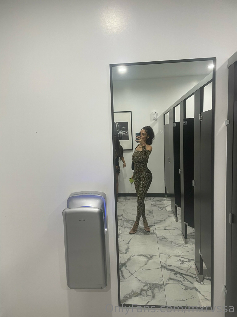 Photo by mxrvssa published on July 6,2023 16:23:39 - BestThots