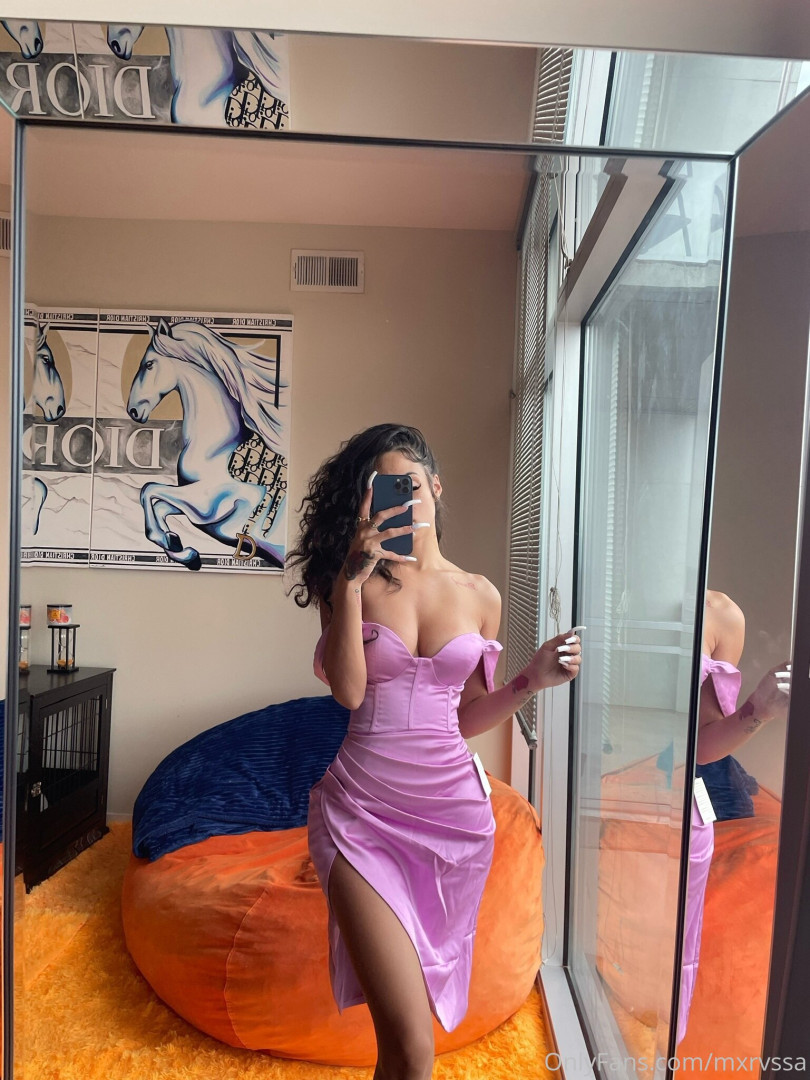 Photo by mxrvssa published on July 6,2023 16:23:42 - BestThots