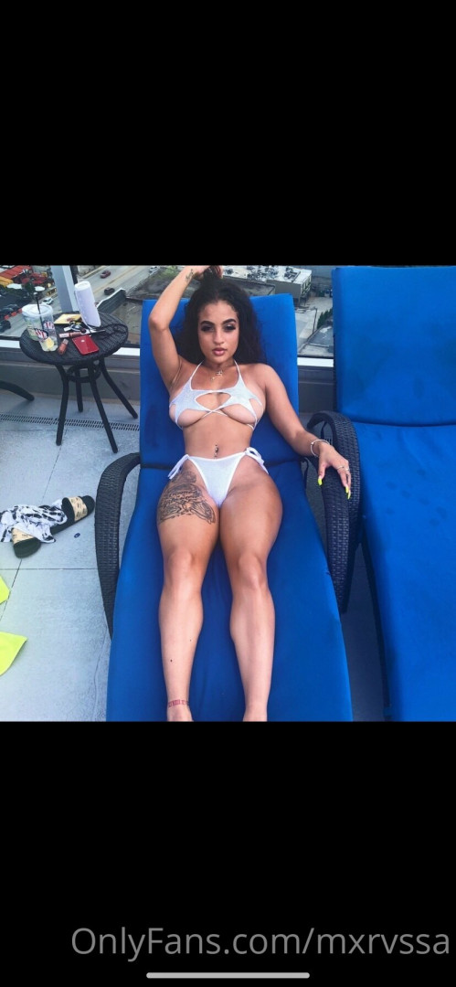 Photo by mxrvssa published on July 6,2023 16:55:38 - BestThots
