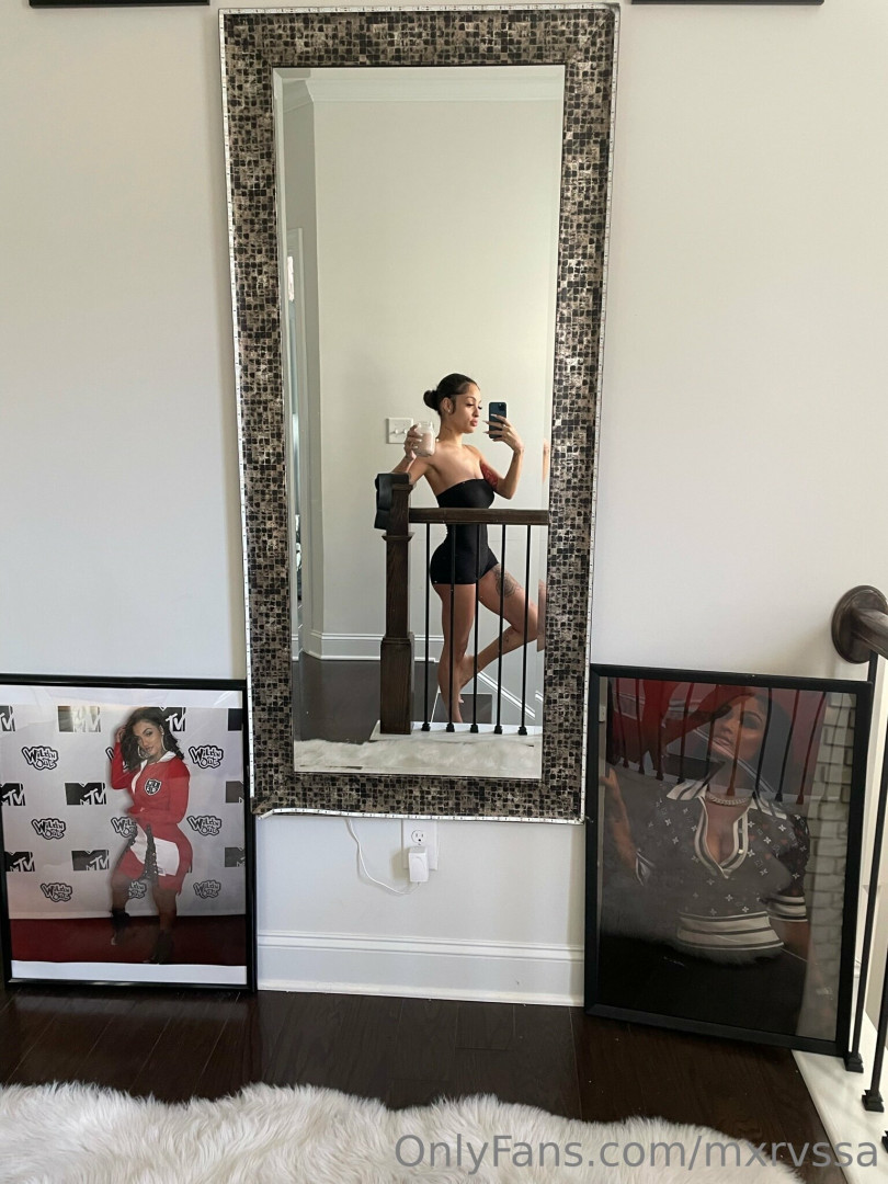 Photo by mxrvssa published on July 6,2023 17:05:12 - BestThots
