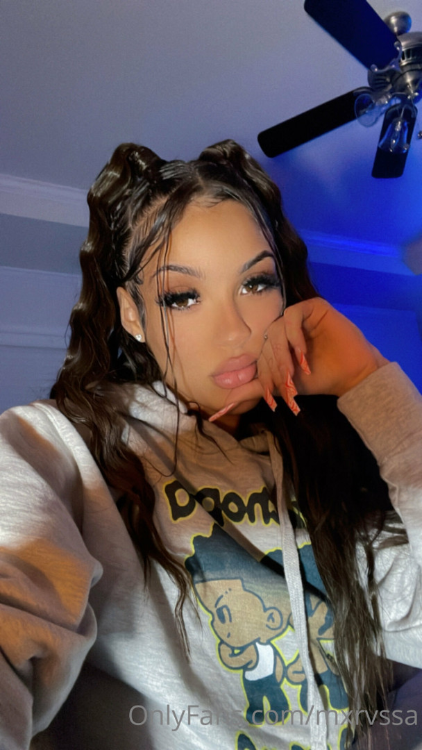 Photo by mxrvssa published on July 6,2023 17:05:20 - BestThots