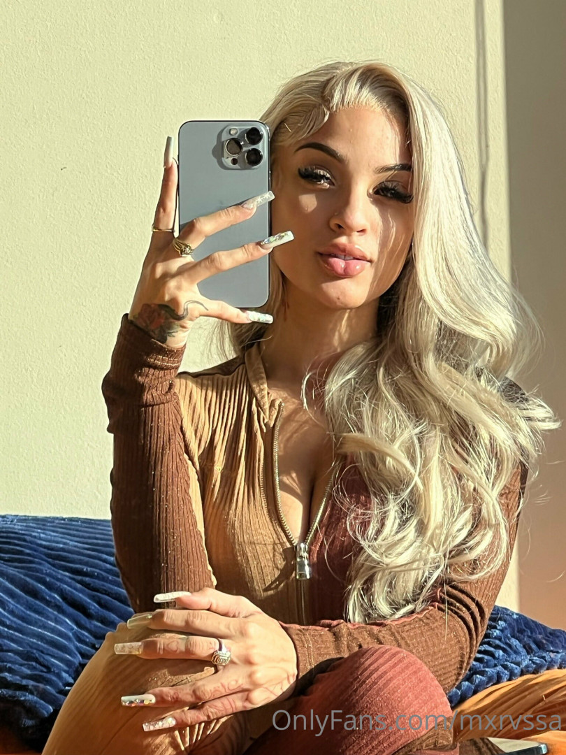 Photo by mxrvssa published on July 6,2023 17:07:00 - BestThots
