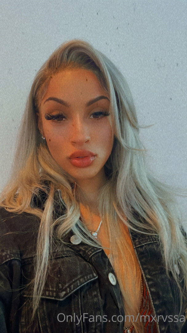 Photo by mxrvssa published on July 6,2023 17:08:03 - BestThots