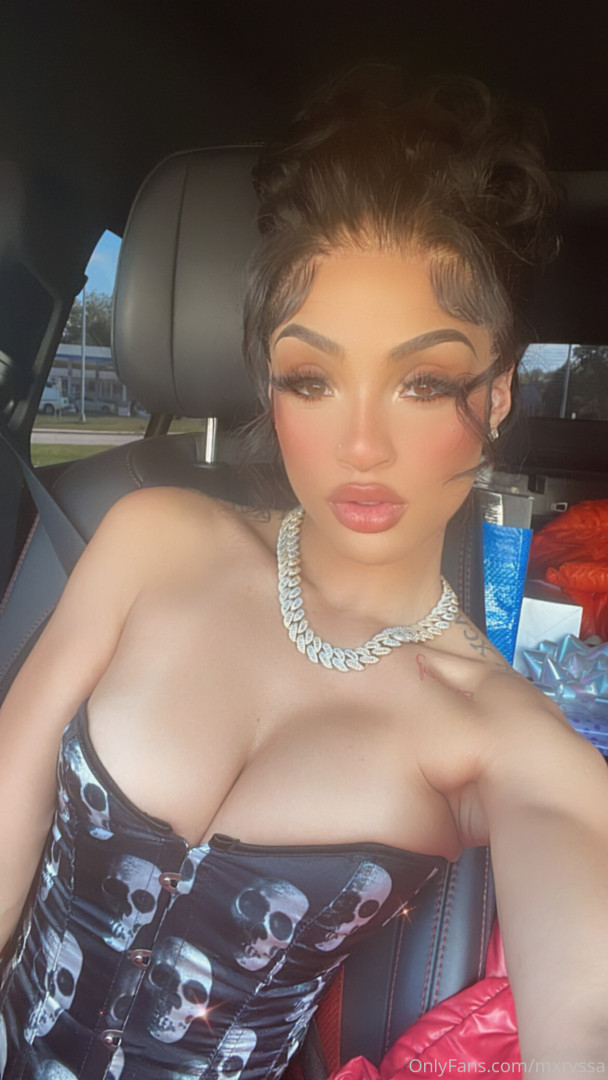 Photo by mxrvssa published on July 6,2023 17:08:06 - BestThots