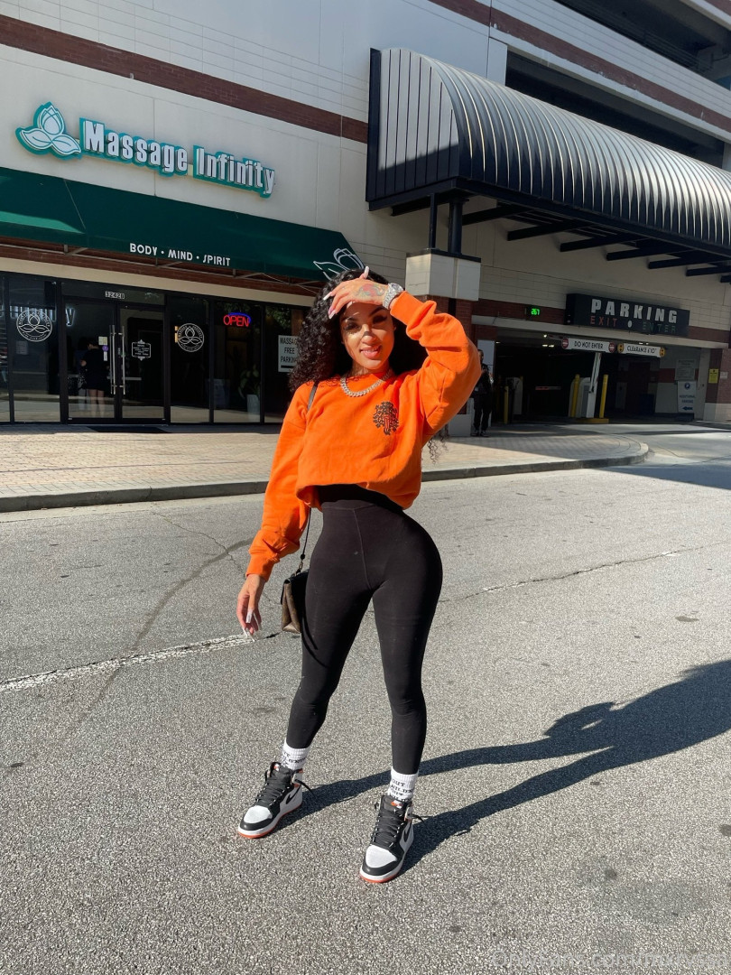 Photo by mxrvssa published on July 6,2023 17:08:51 - BestThots