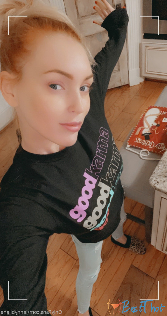 Photo by jennyblighe published on December 10,2024 17:25:21 - BestThots