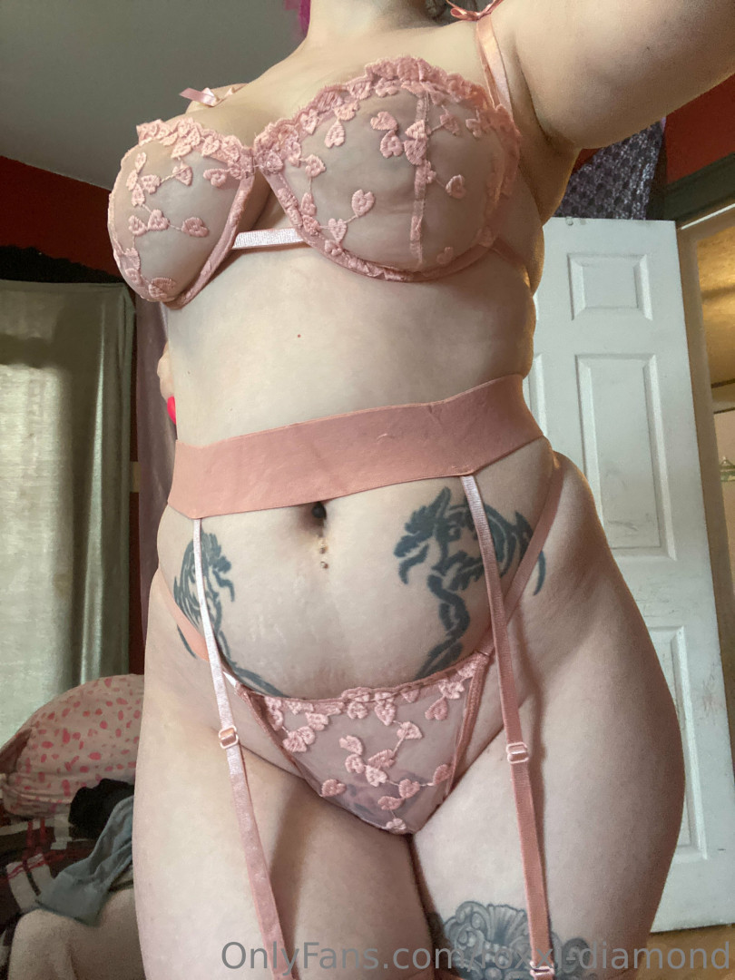 Photo by roxxi-diamond published on June 25,2023 12:39:35 - BestThots