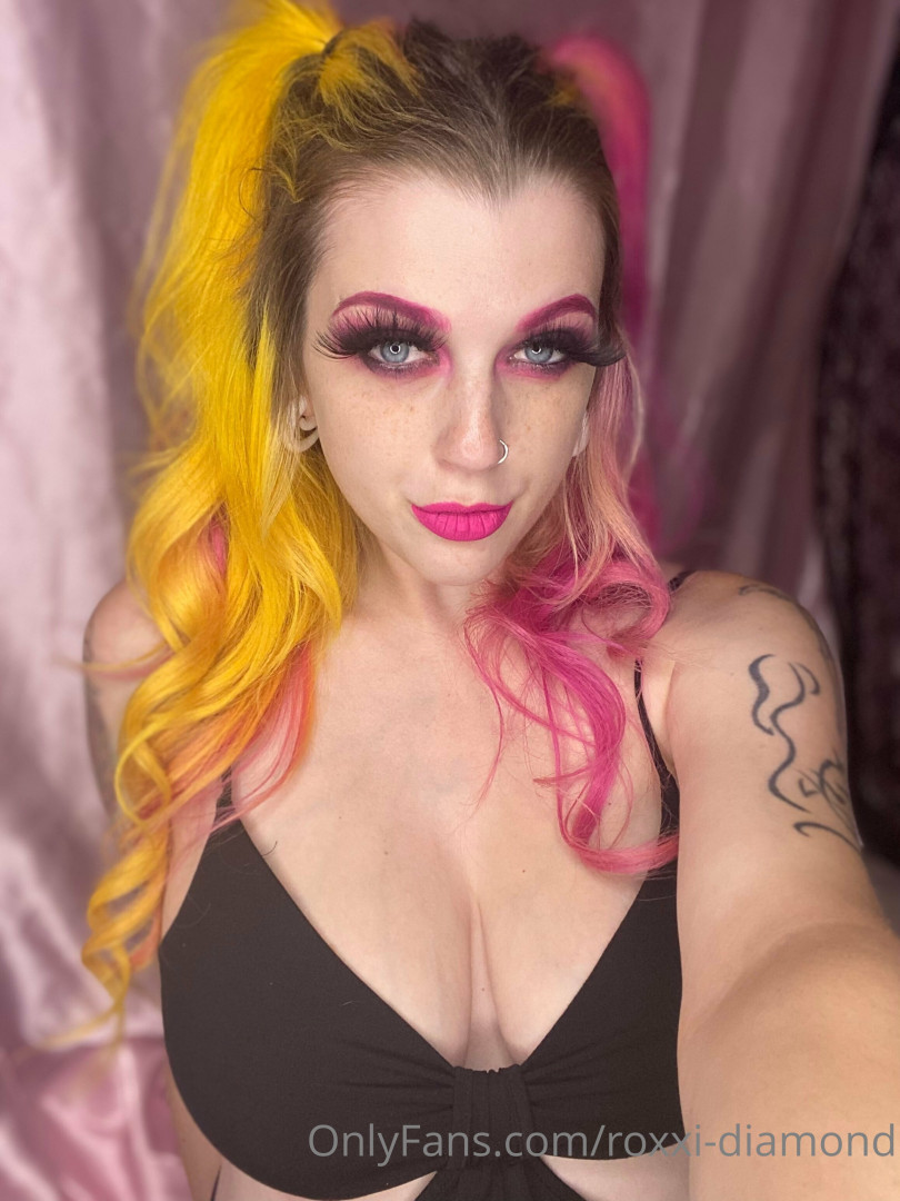 Photo by roxxi-diamond published on June 25,2023 12:40:29 - BestThots