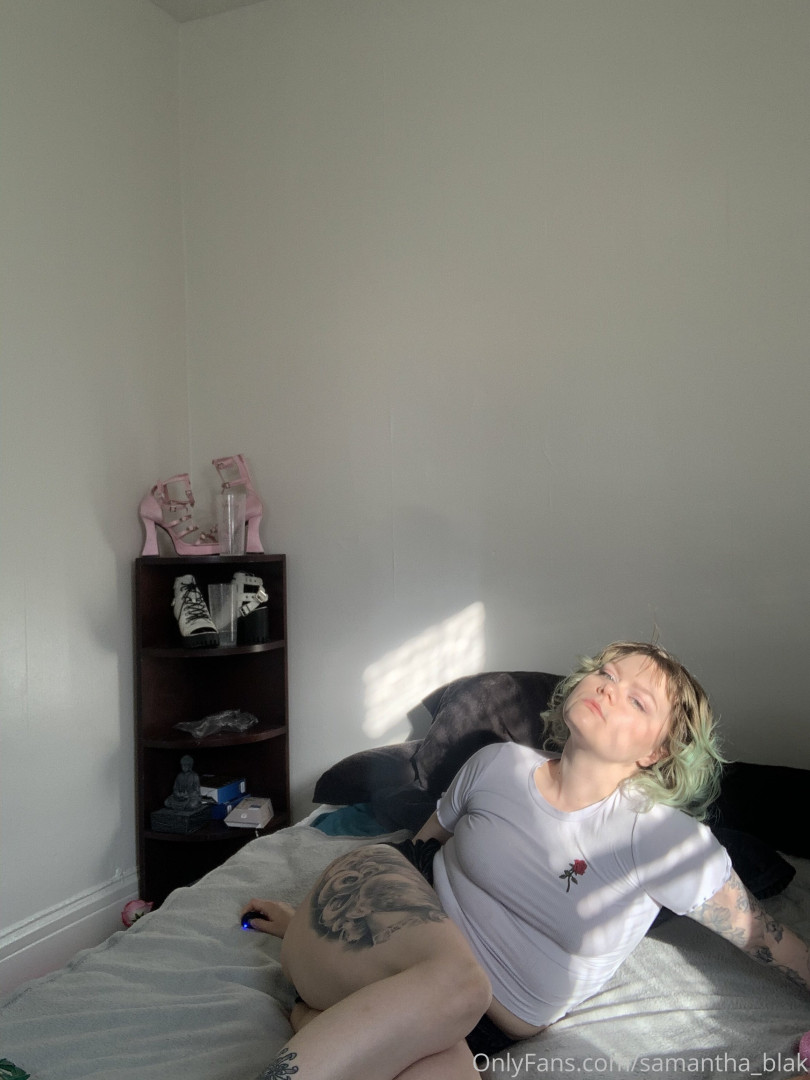 Photo by gothnexxxtdoor published on October 11,2023 02:43:15 - BestThots