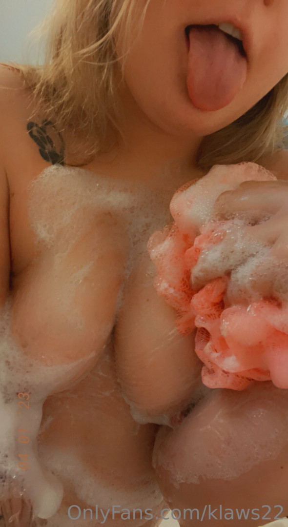 Photo by sillygirl9822 published on May 18,2023 00:26:41 - BestThots