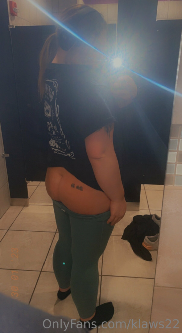 Photo by sillygirl9822 published on May 18,2023 00:27:16 - BestThots